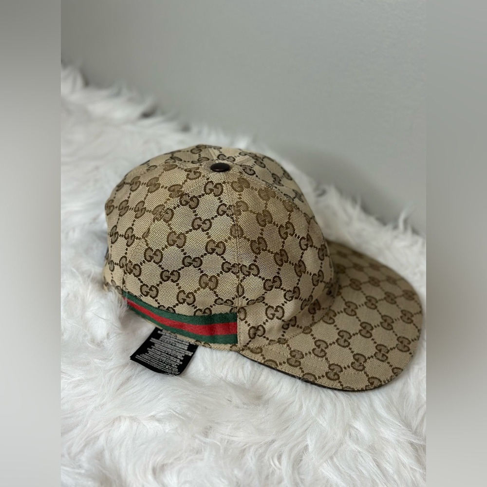 Gucci Cap with Sherryline